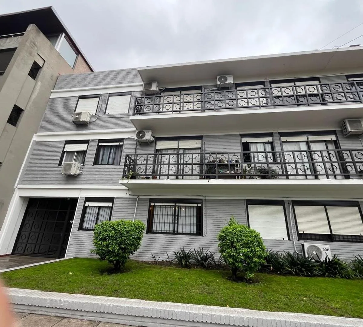 Departamento de 2 ambientes en planta baja en San Isidro