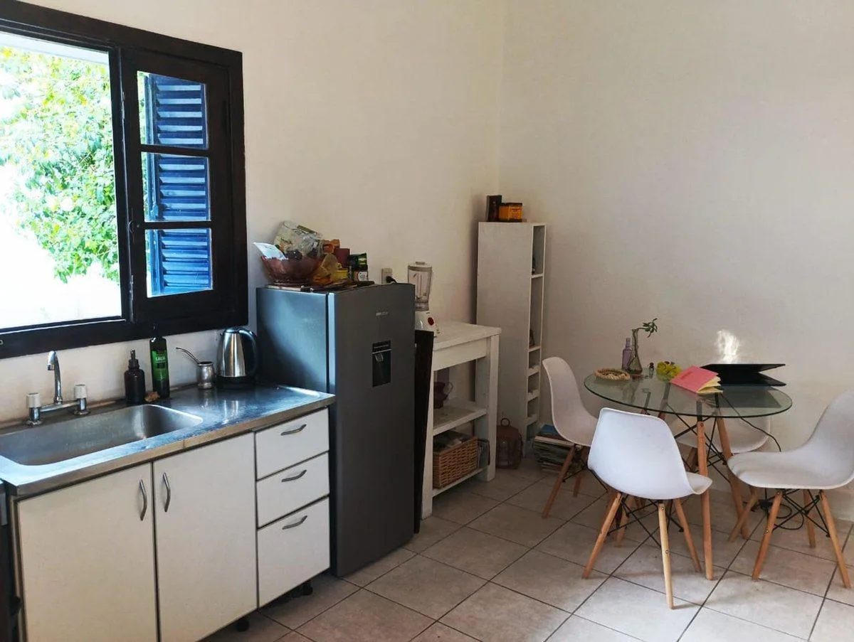 PH с 1 спальней, мебелью и двумя внутренними двориками в Mataderos