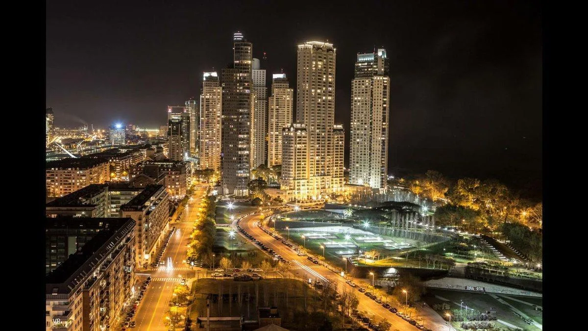Квартира с 1 спальней в Puerto Madero, Zen City