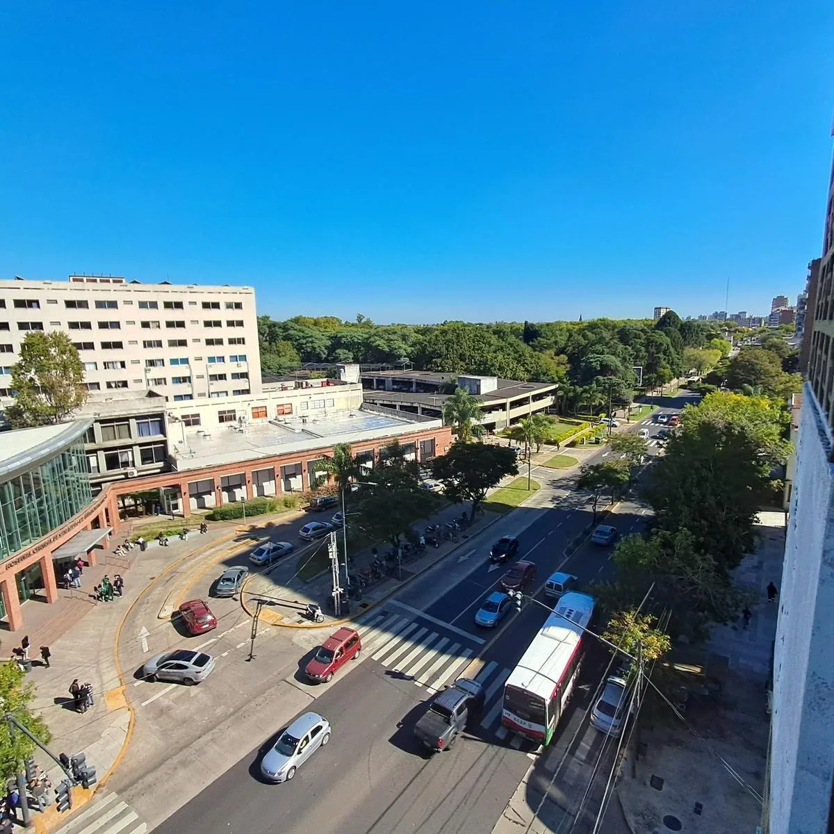 Departamento de 3 ambientes con cochera en Acassuso, San Isidro