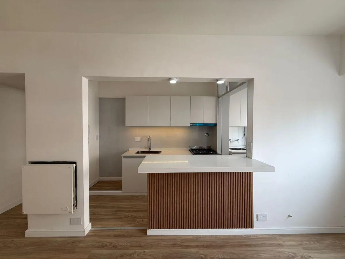 Квартира с двумя комнатами после ремонта в Avellaneda