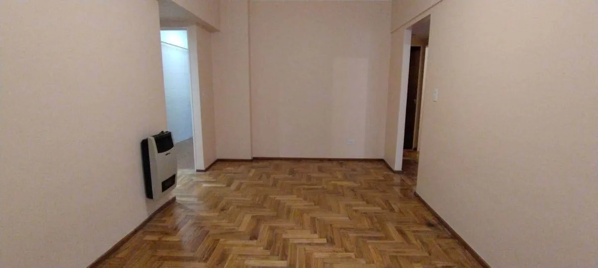 Departamento 3 Amb - Cocina Sep; Impec.; - Balbin Al 2300