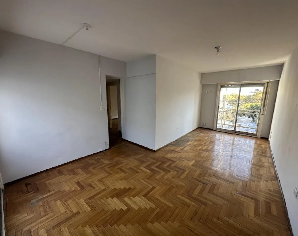 Three-room apartment with parking in General San Martín