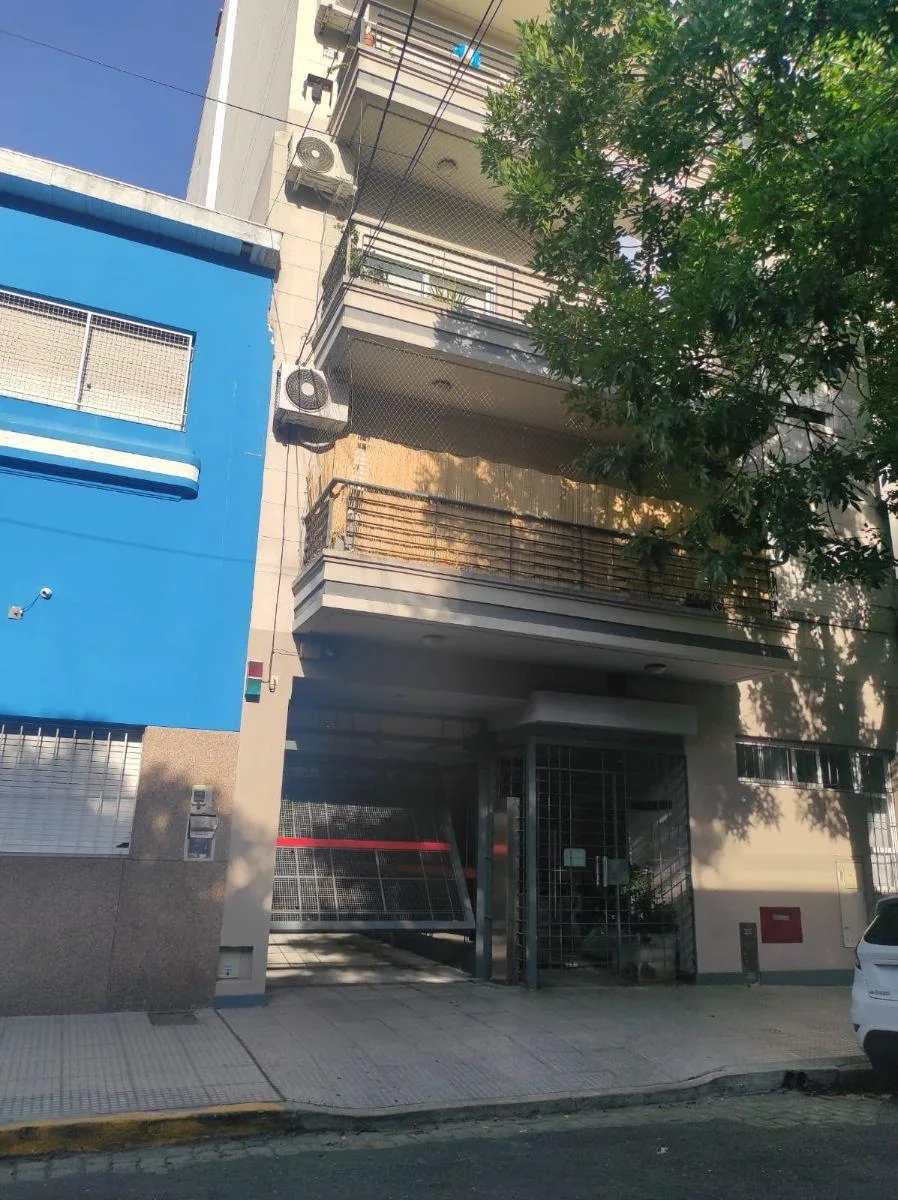Departamento de 2 ambientes de 45 m² con 1 dormitorio en Flores