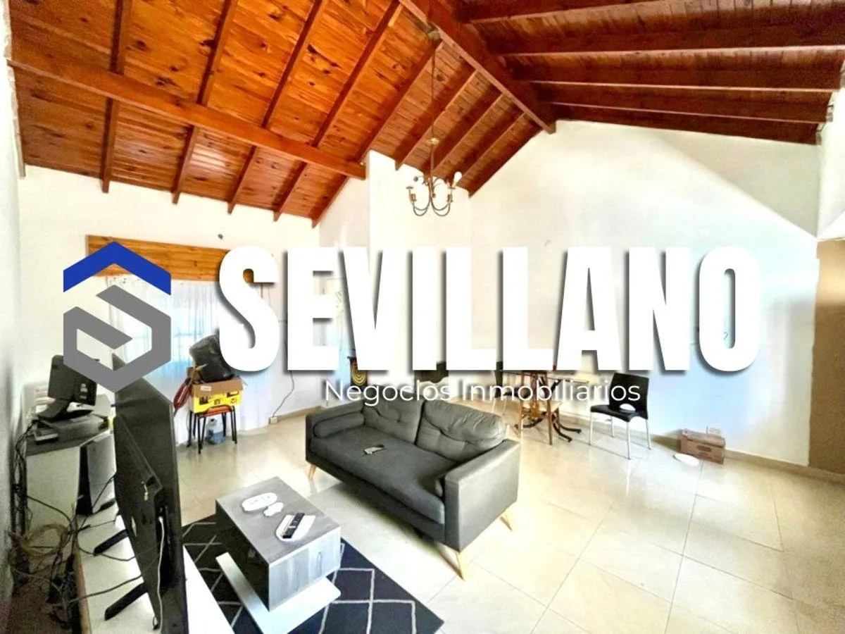 Three-room PH with covered parking in Lomas de Zamora