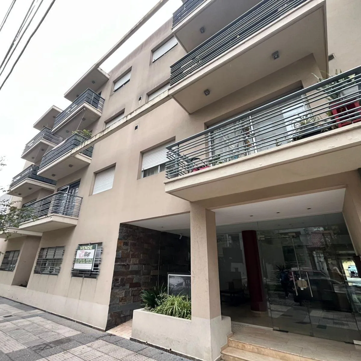 Two-room apartment with balcony in Banfield Este, Lomas de Zamora