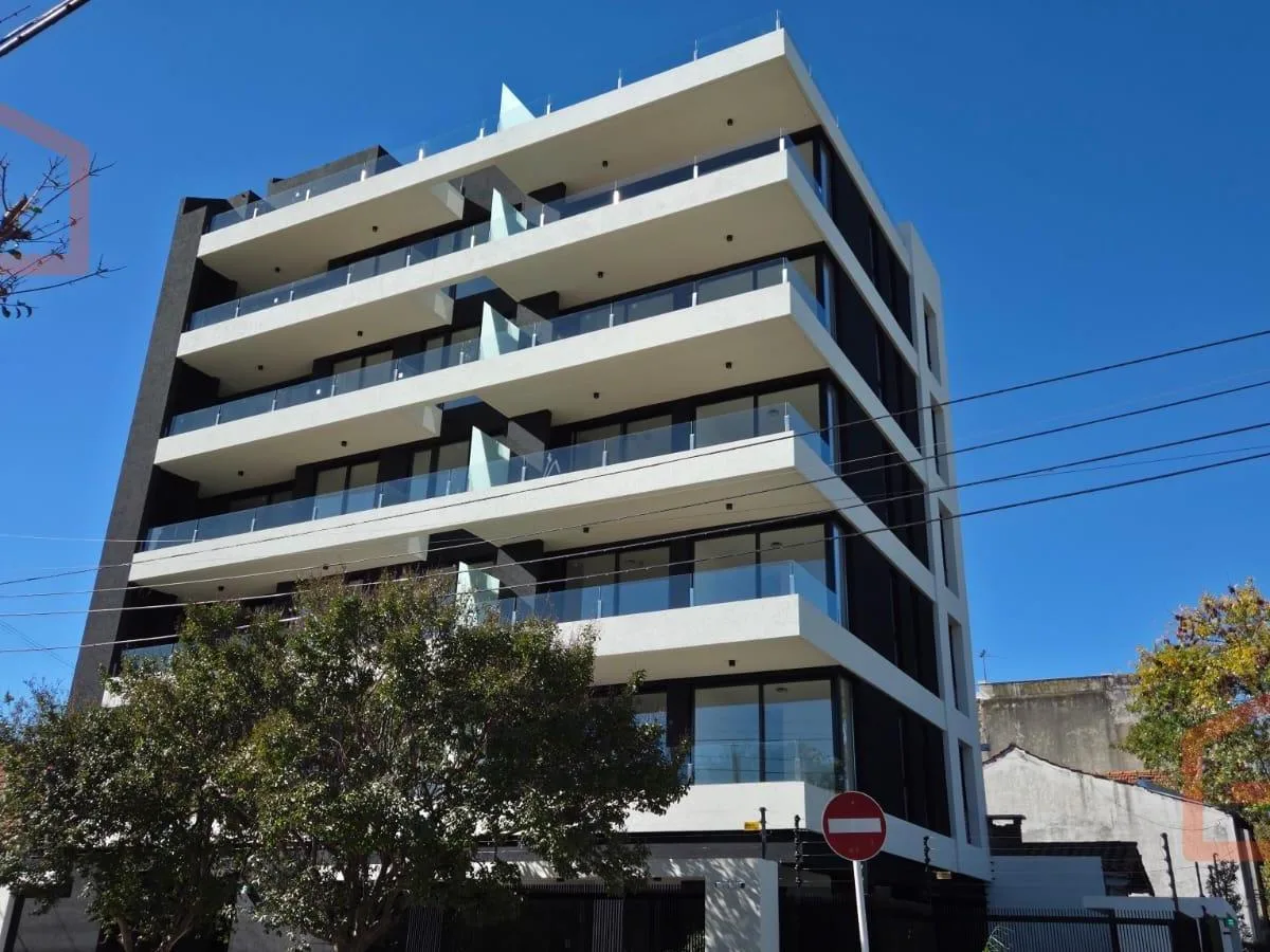 Departamento de 3 ambientes a estrenar en Haedo Norte