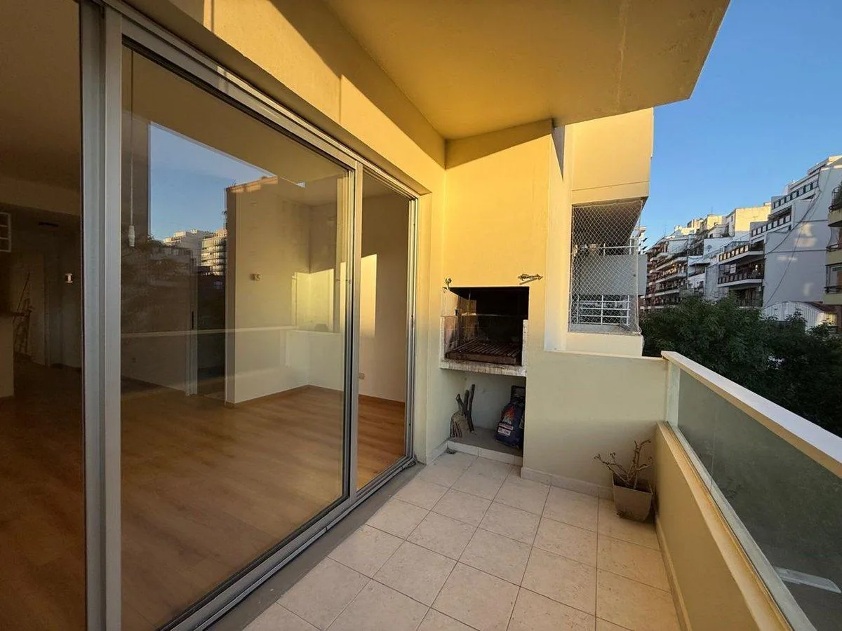 Квартира с 2 комнатами, спальней с ванной и парковкой в Núñez