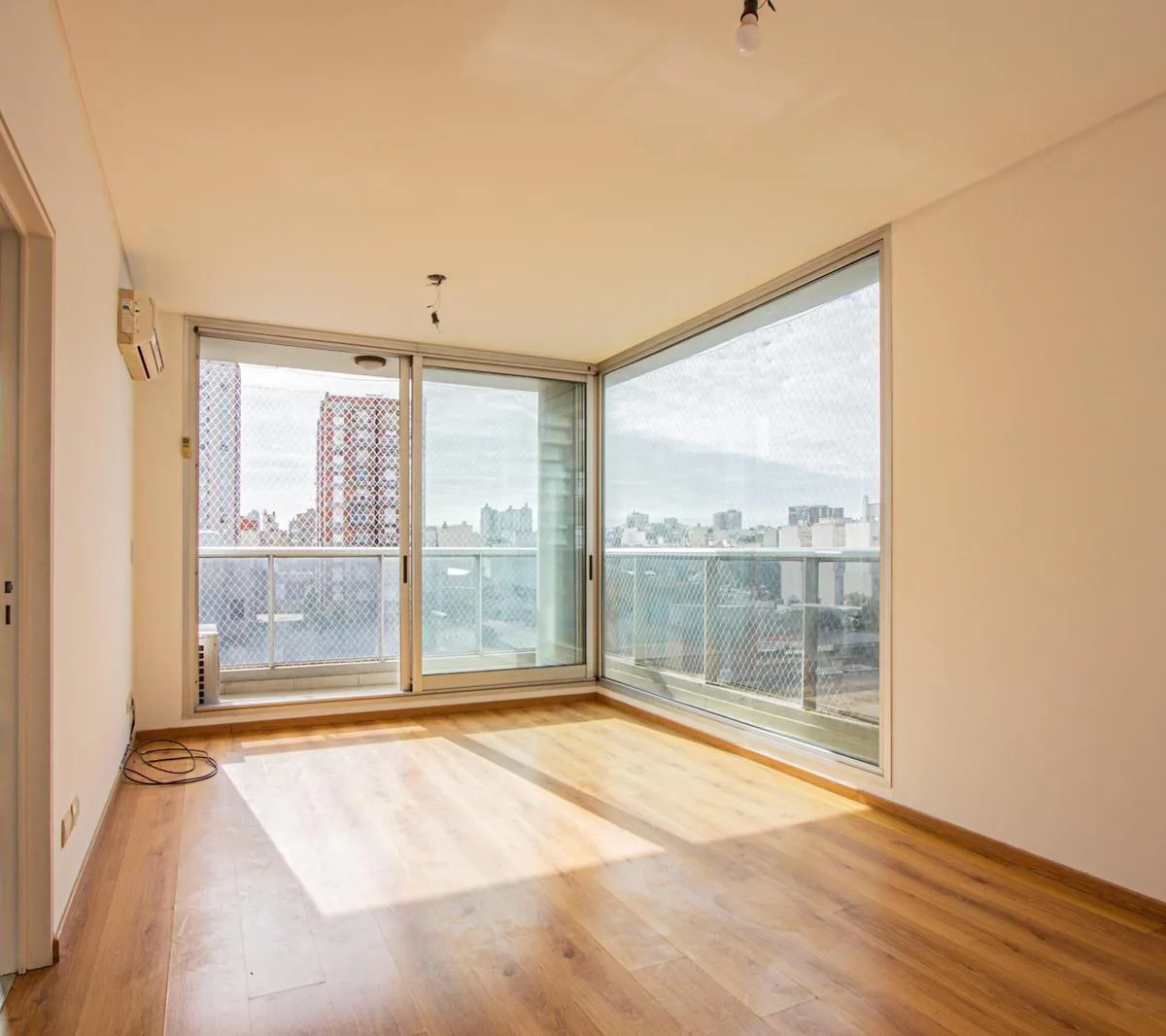 Two-room apartment with balcony in Almagro