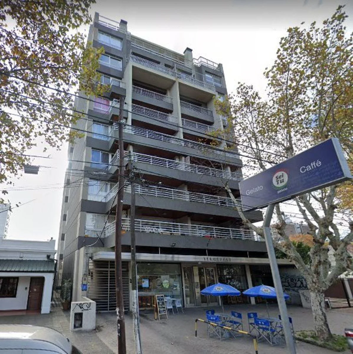 Kitnet em Esteban Echeverría com vaga de garagem