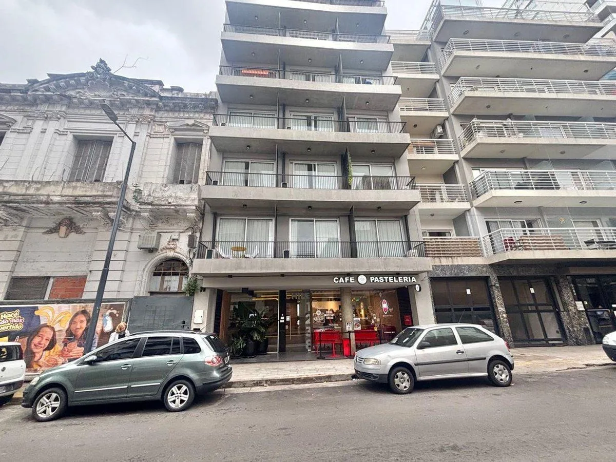 Kitnet mobiliada no 6º andar em Monserrat