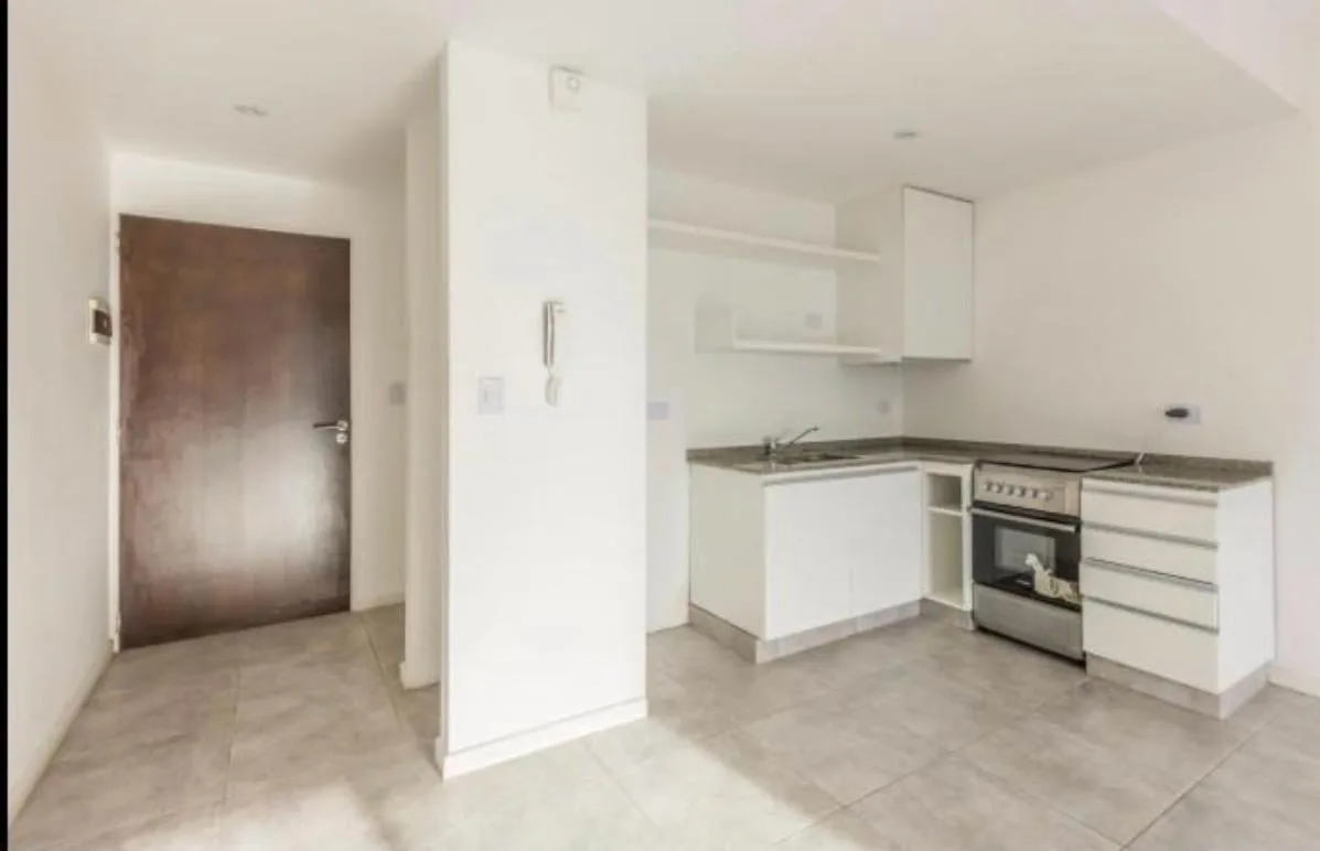 Monoambiente en Villa Urquiza con cochera