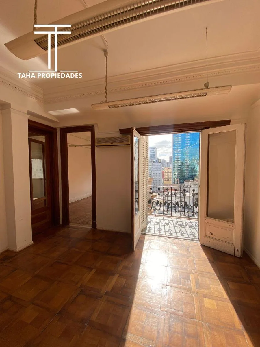 Three-bedroom apartment on Av. Córdoba in Retiro