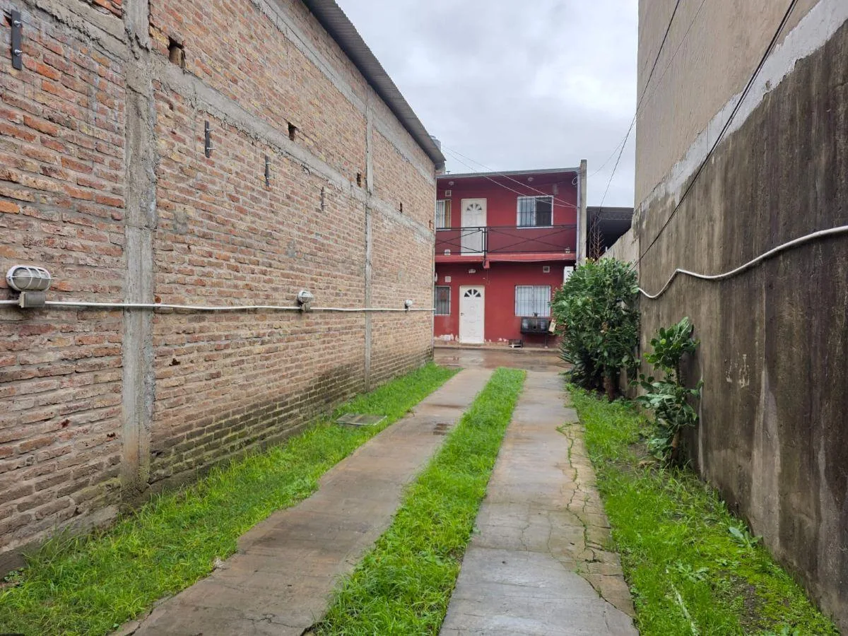 Departamento de Dos Ambientes en Alquiler - Burzaco