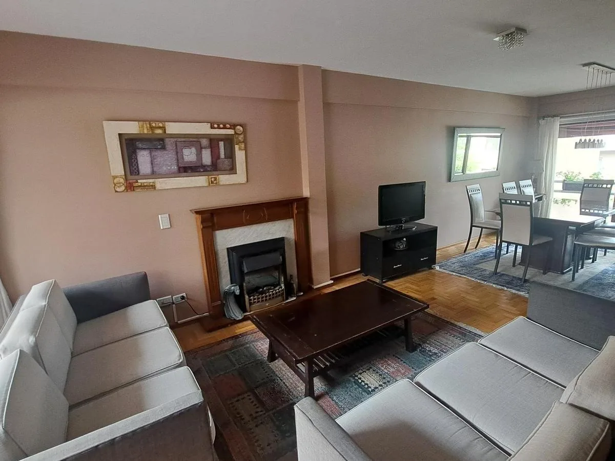 Dúplex de 4 ambientes con 3 dormitorios en San Isidro