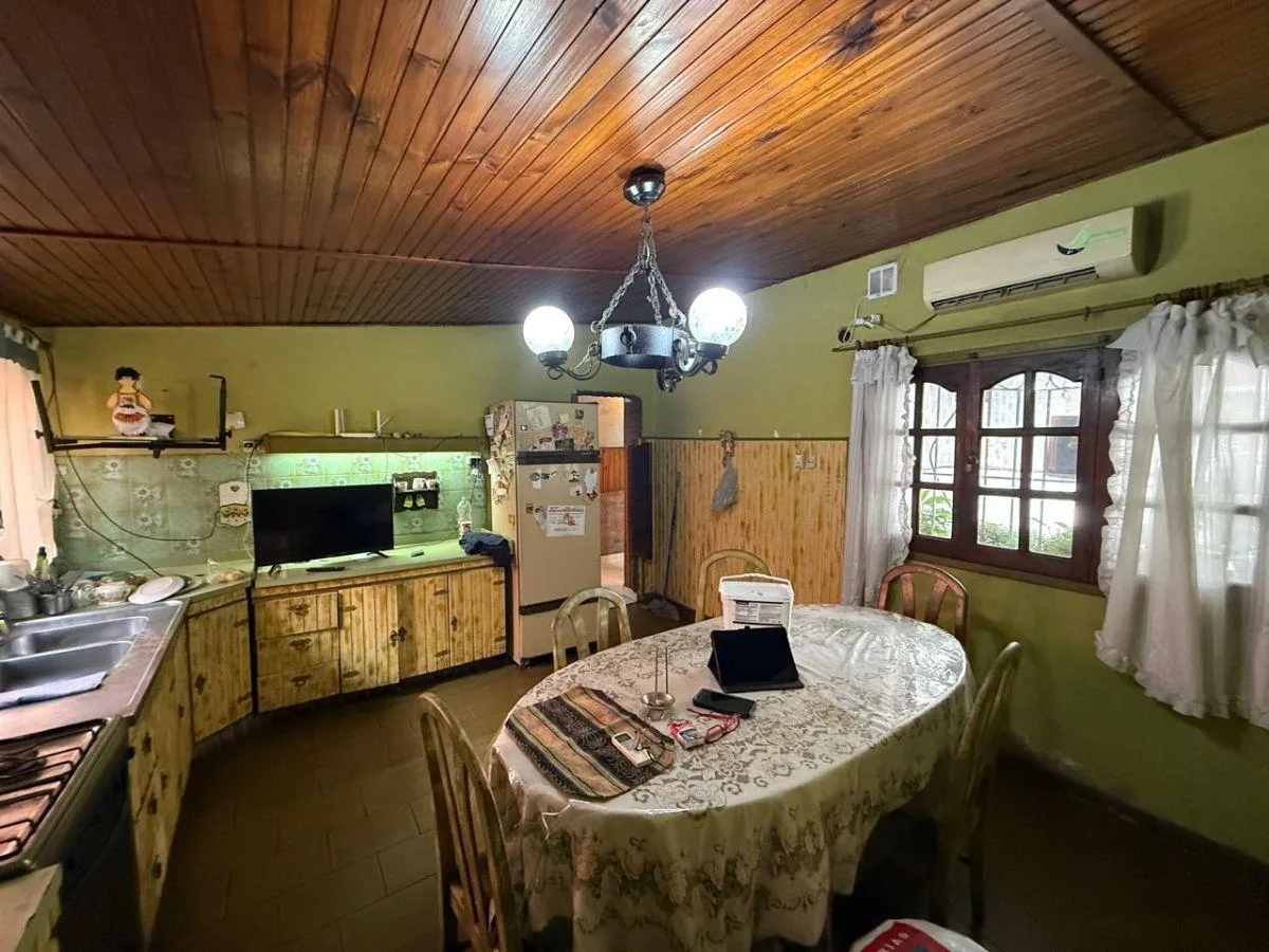 PH de 4 ambientes de frente em Lanús Oeste