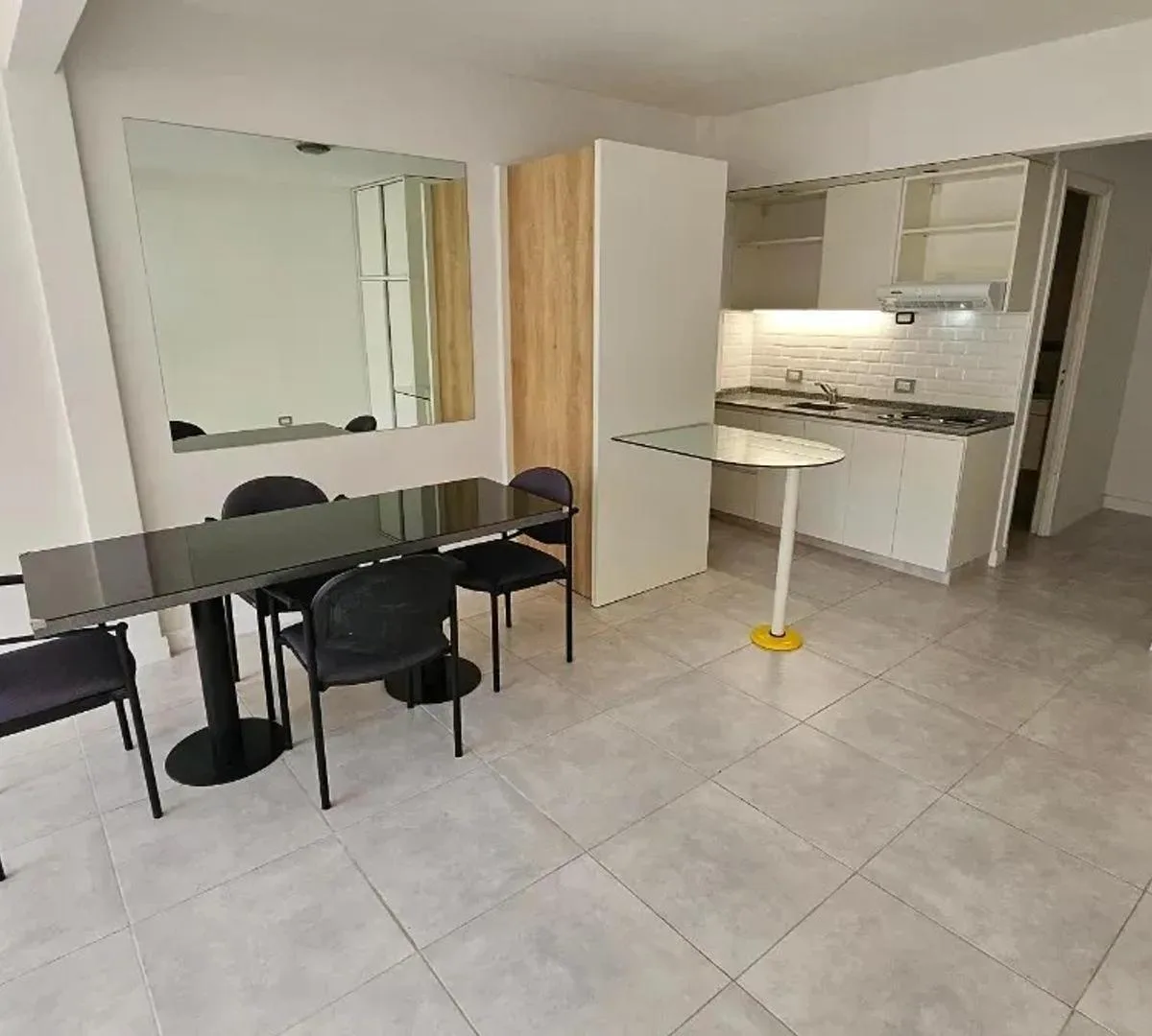 Brand-new convertible studio apartment in Recoleta