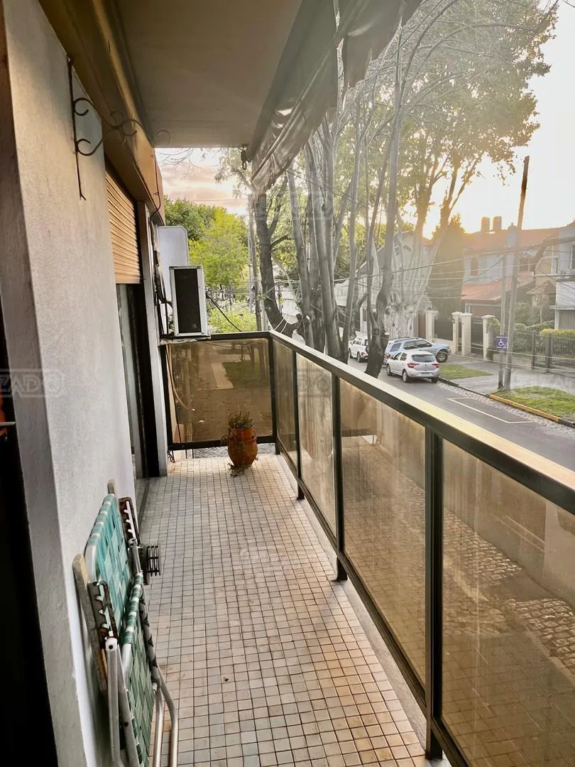 Apartamento de três ambientes com 2 quartos em Vicente López