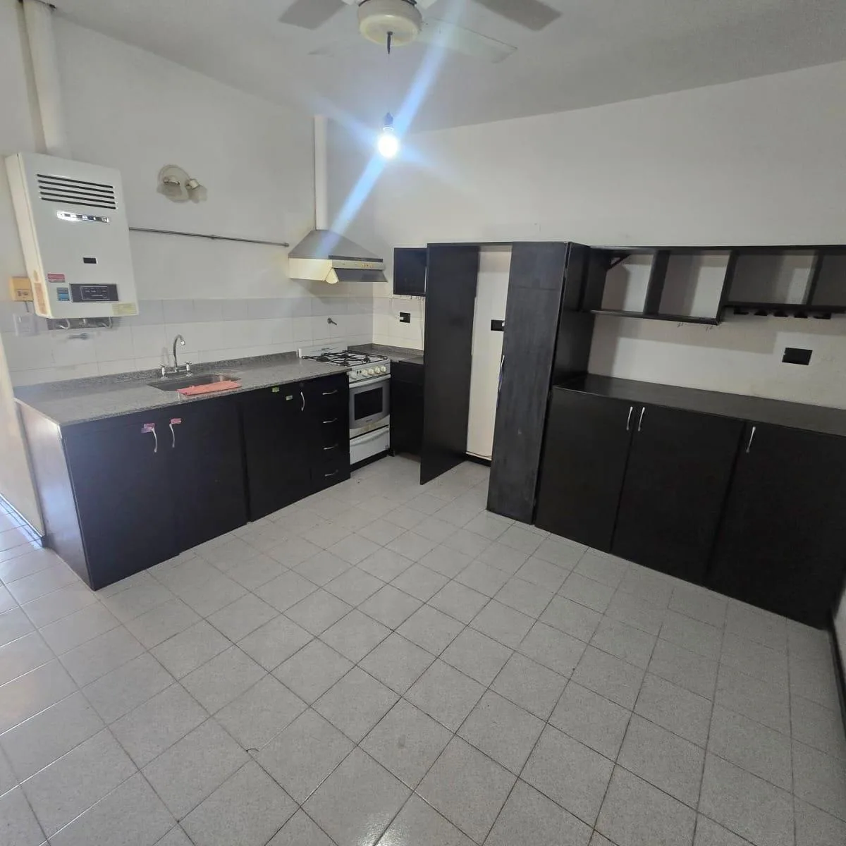 PH de 2 ambientes con patio compartido en San Isidro