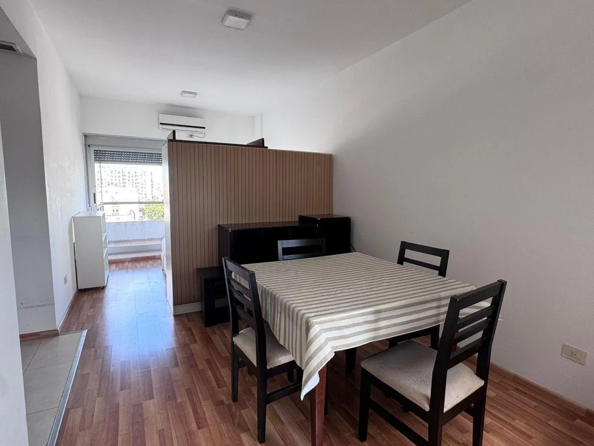 Kitnet mobiliada em Almagro