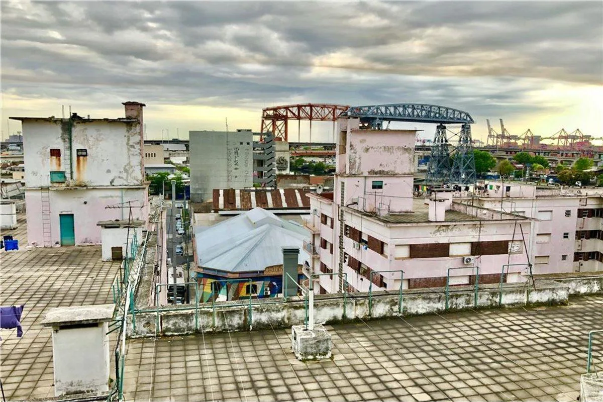 Трёхкомнатная квартира с 2 спальнями в La Boca, с парковочным местом