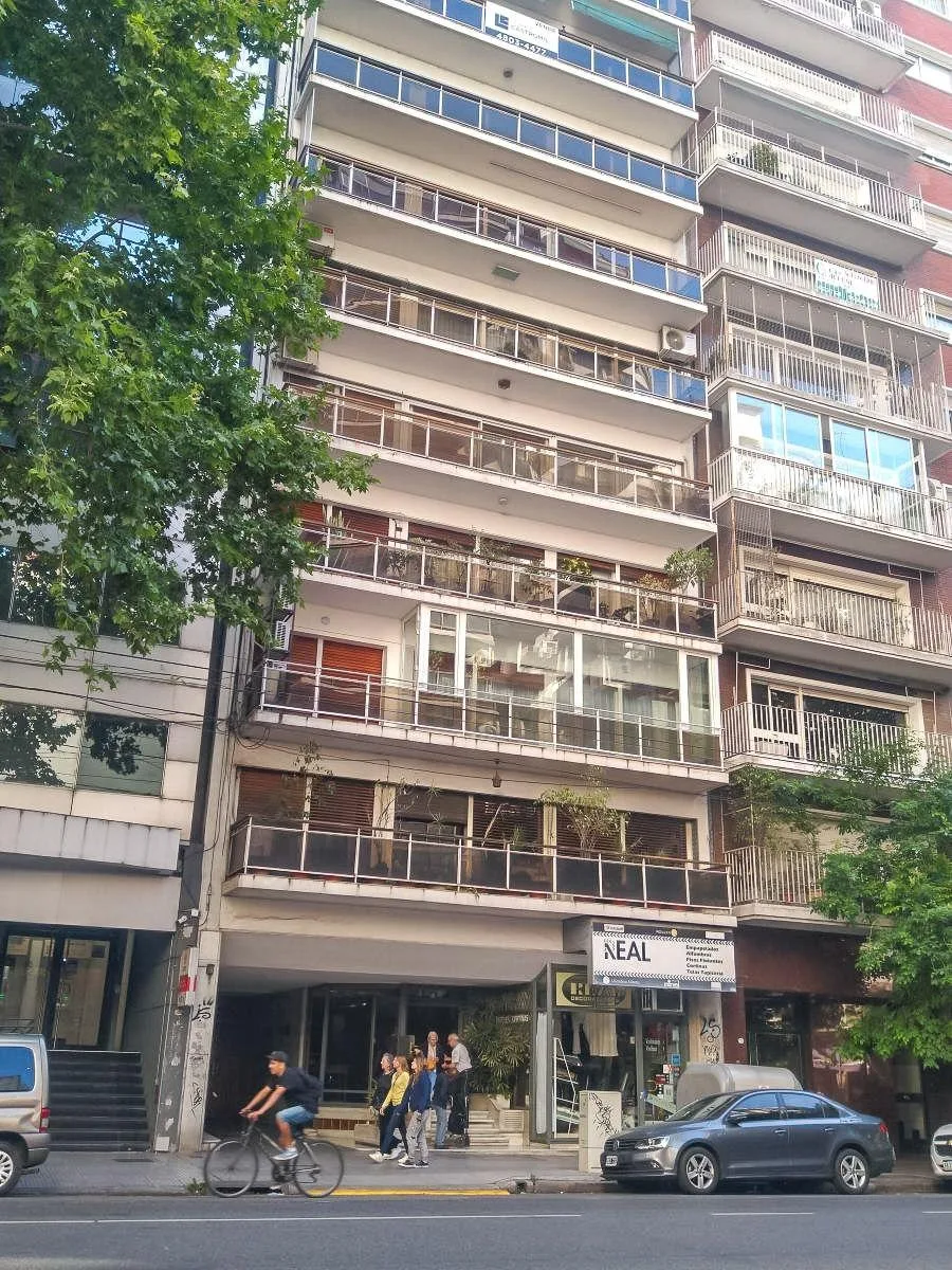 Apartamento de quatro quartos em Palermo