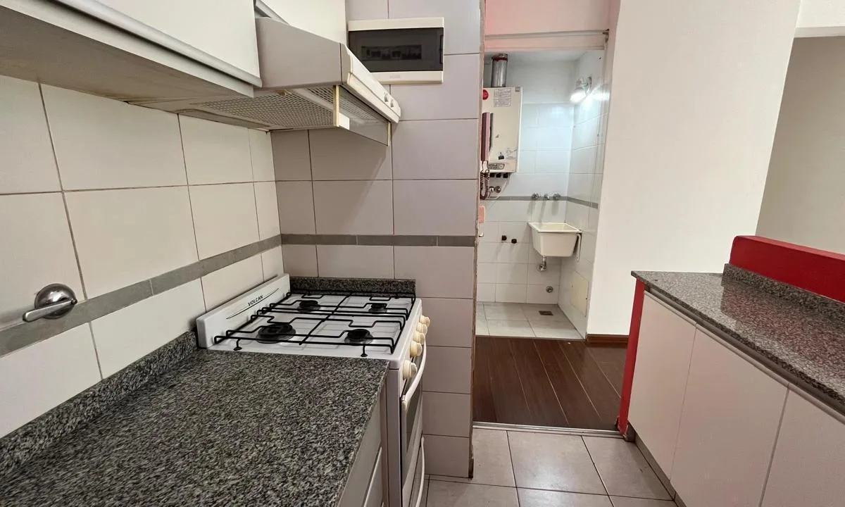 Three-room apartment (2 bedrooms) in Villa Urquiza