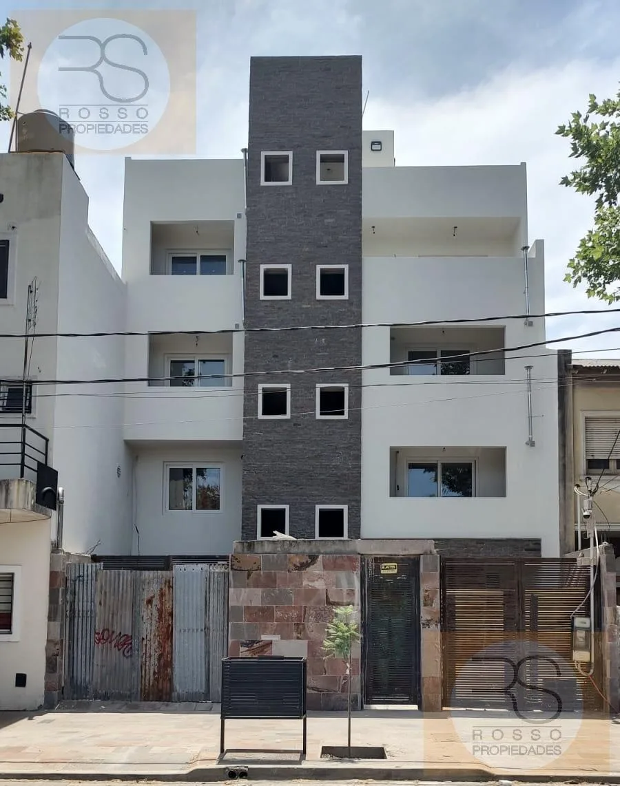 Kitnet mobiliada em Morón