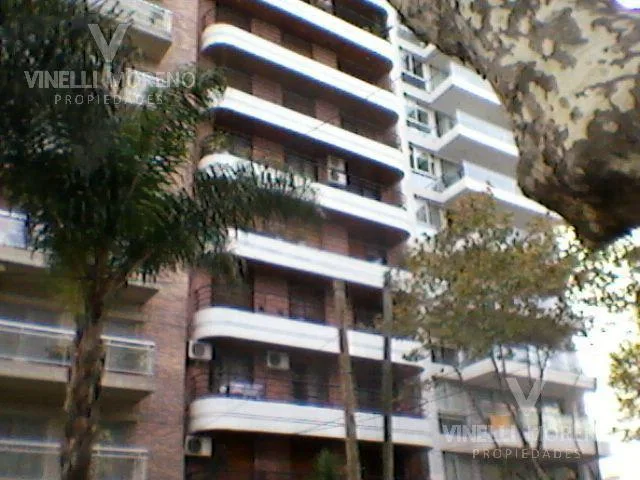 Two-bedroom half-floor apartment in Lomas de Zamora