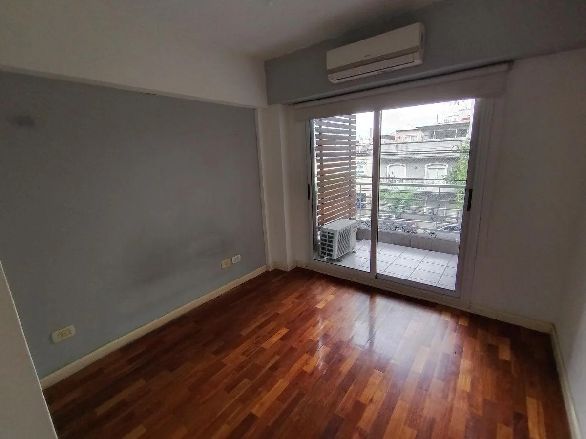Departamento de 2 ambientes con balcón en Buenos Aires