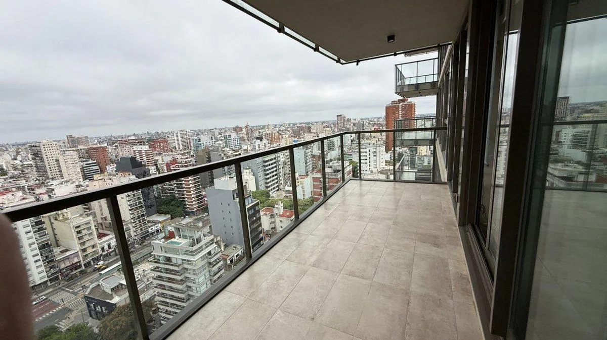Monoambiente con balcón en Torre Weik, Belgrano