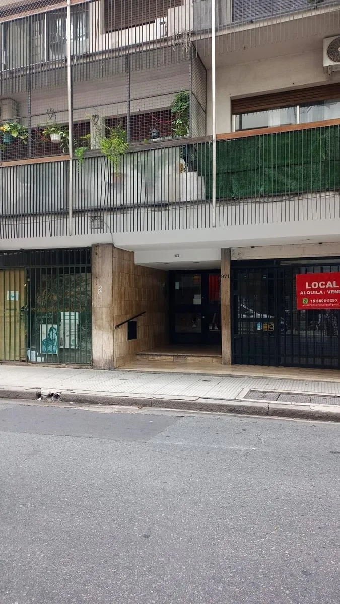Departamento de 2 ambientes con balcón en Retiro
