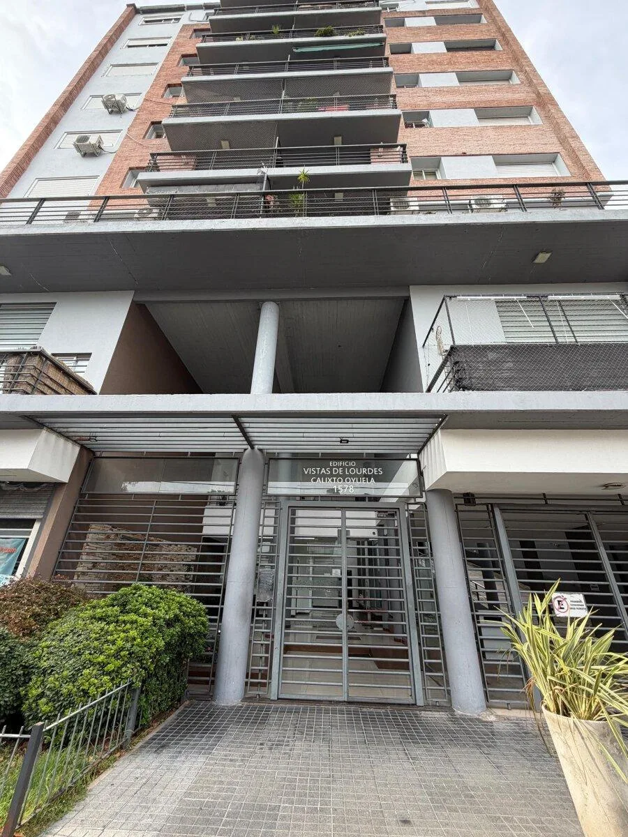 Departamento de 2 ambientes con balcón en Tres de Febrero