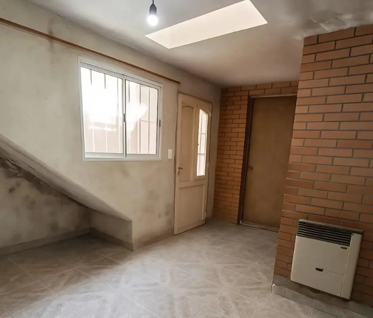 Three-bedroom house for rent in Lomas de Zamora