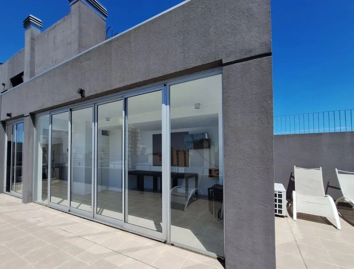Apartamento de dois ambientes de 36 m² em Flores