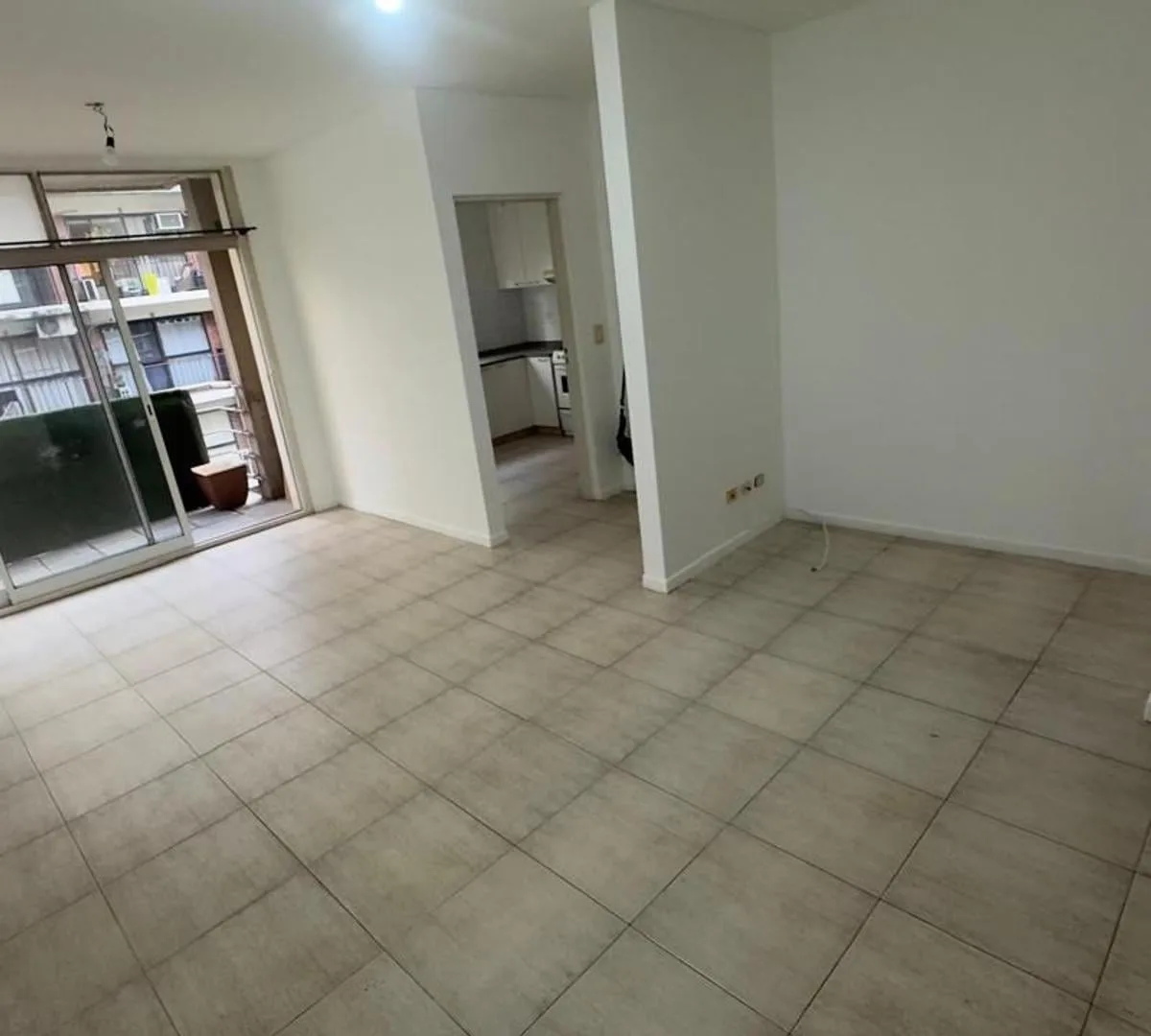 Departamento de 3 ambientes al frente en Buenos Aires