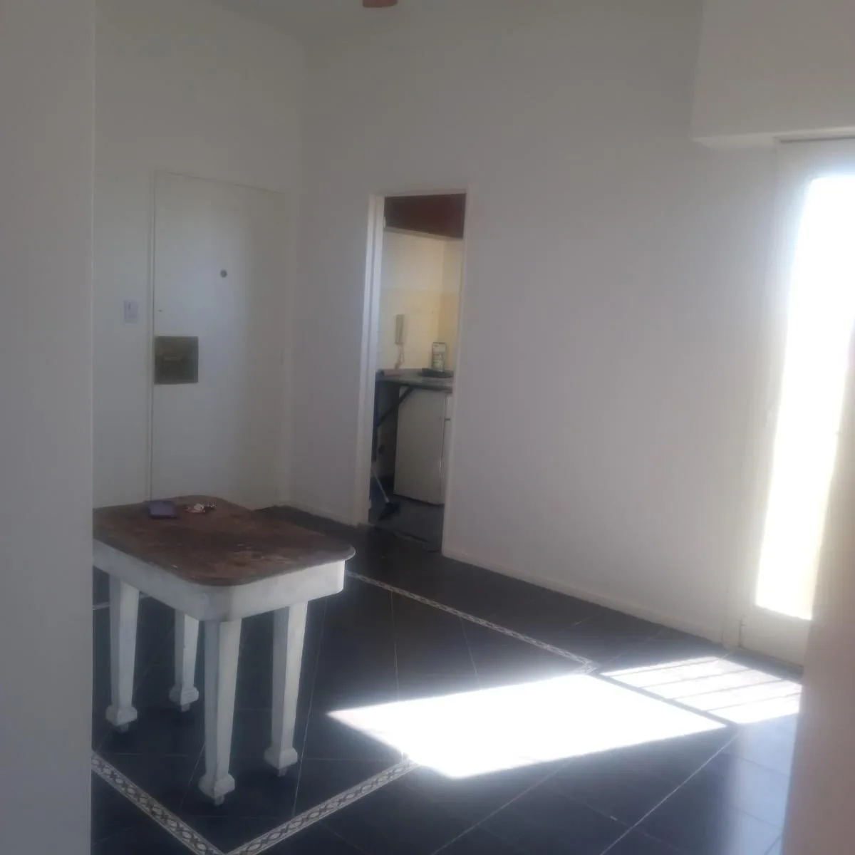 Departamento de 2 ambientes reciclado a nuevo en Parque Chacabuco