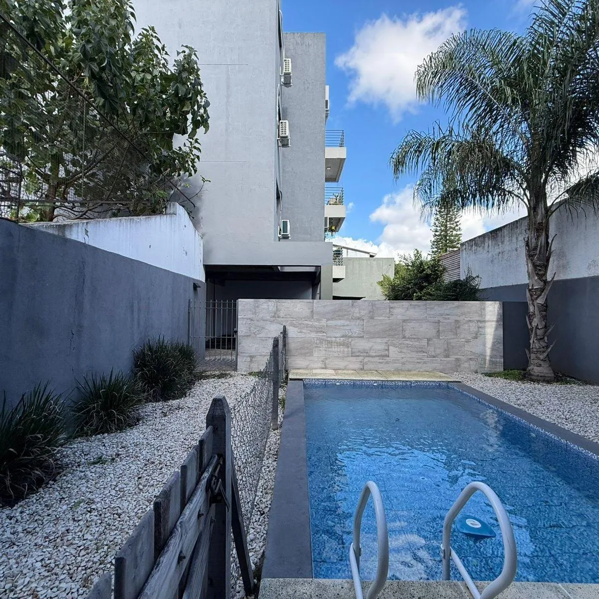 Departamento de 2 ambientes con cochera en Balvanera