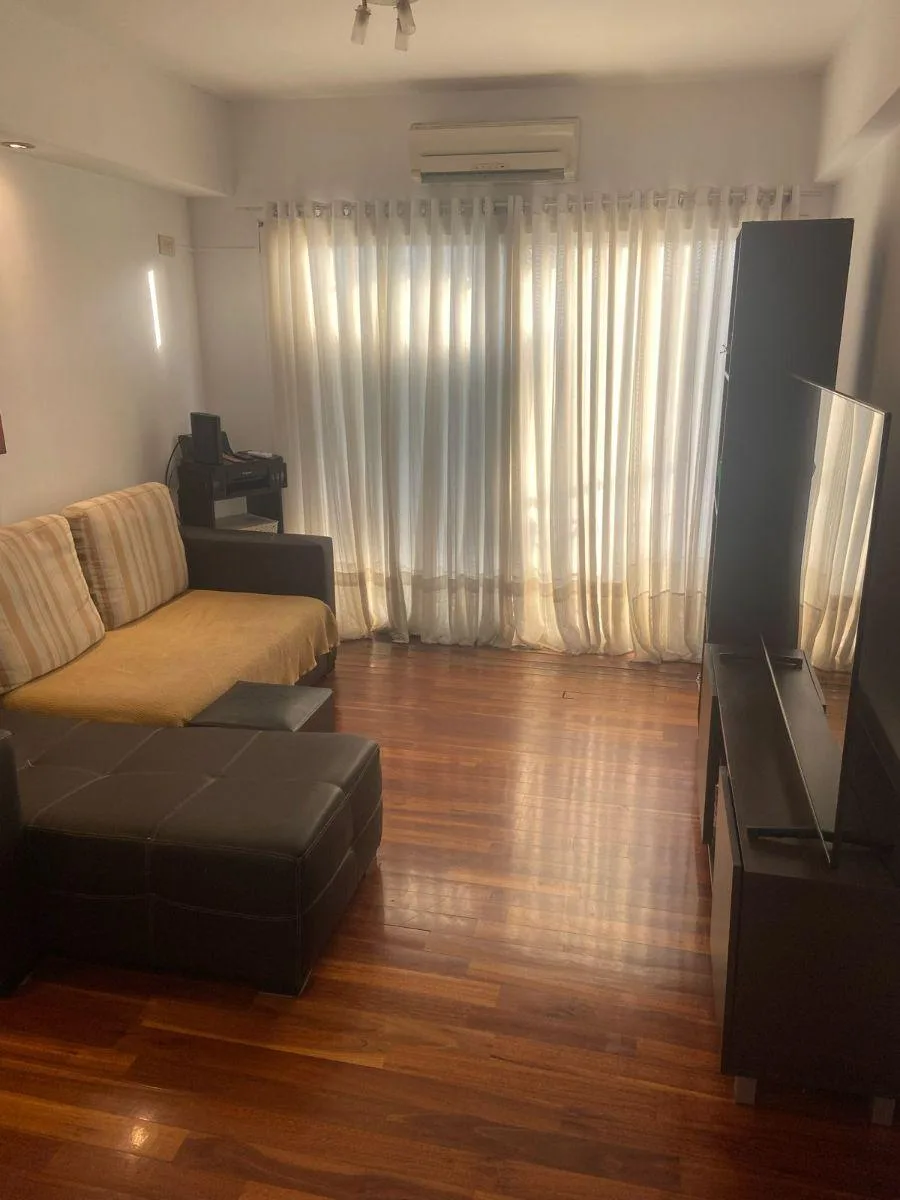 Apartamento de três ambientes com 2 dormitórios em Villa Crespo