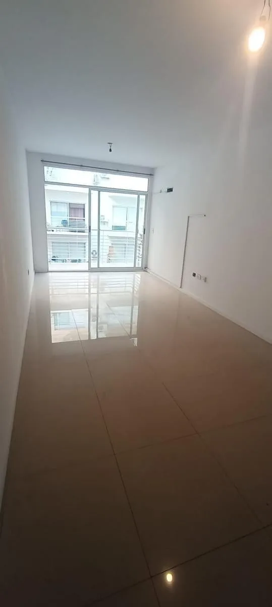 Studio apartment with balcony in San Telmo