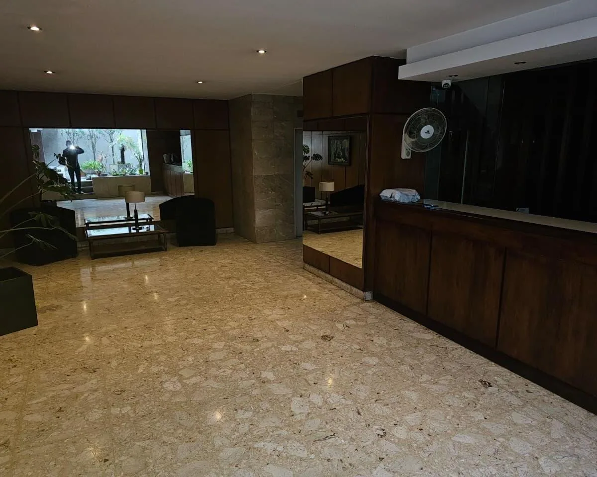 Apartamento de 4 dormitórios com vaga de garagem em La Plata