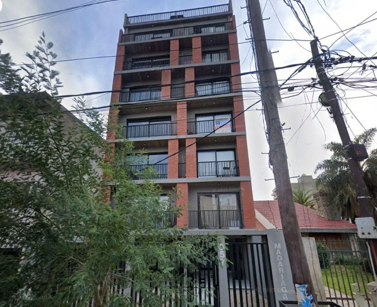 Furnished studio apartment for rent in Morón