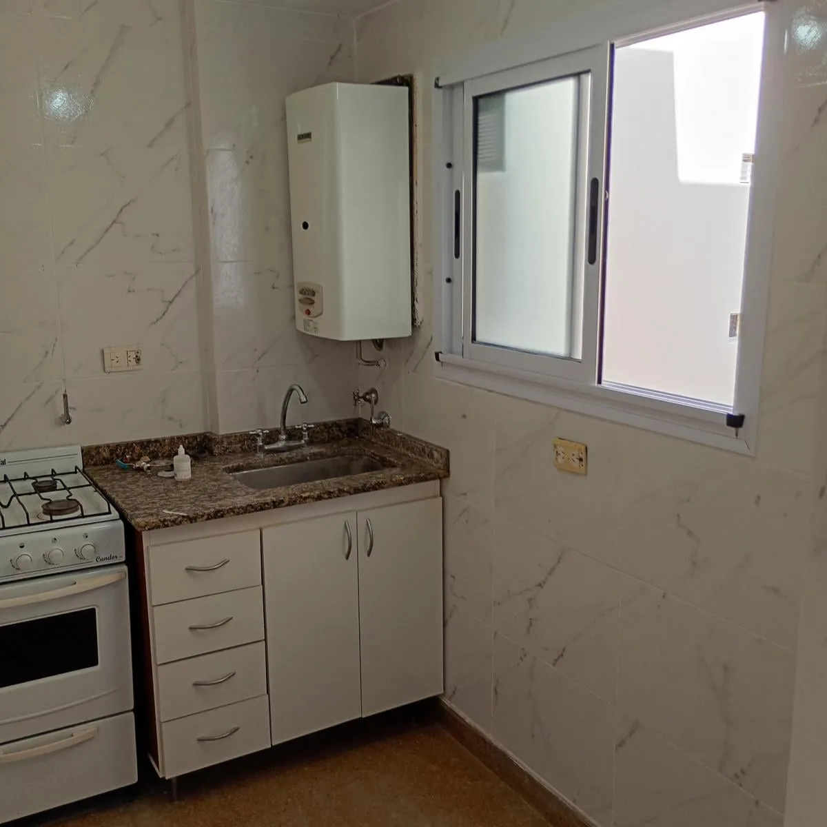 Departamento de 2 ambientes contrafrente en Barracas