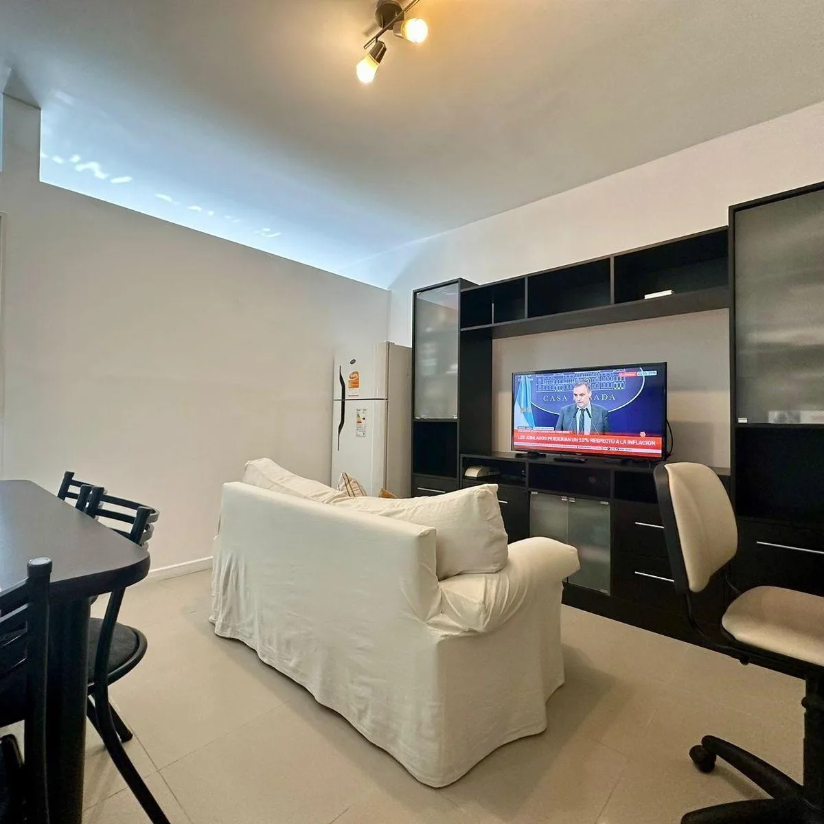 Monoambiente apto profesional sin muebles en Escobar Centro