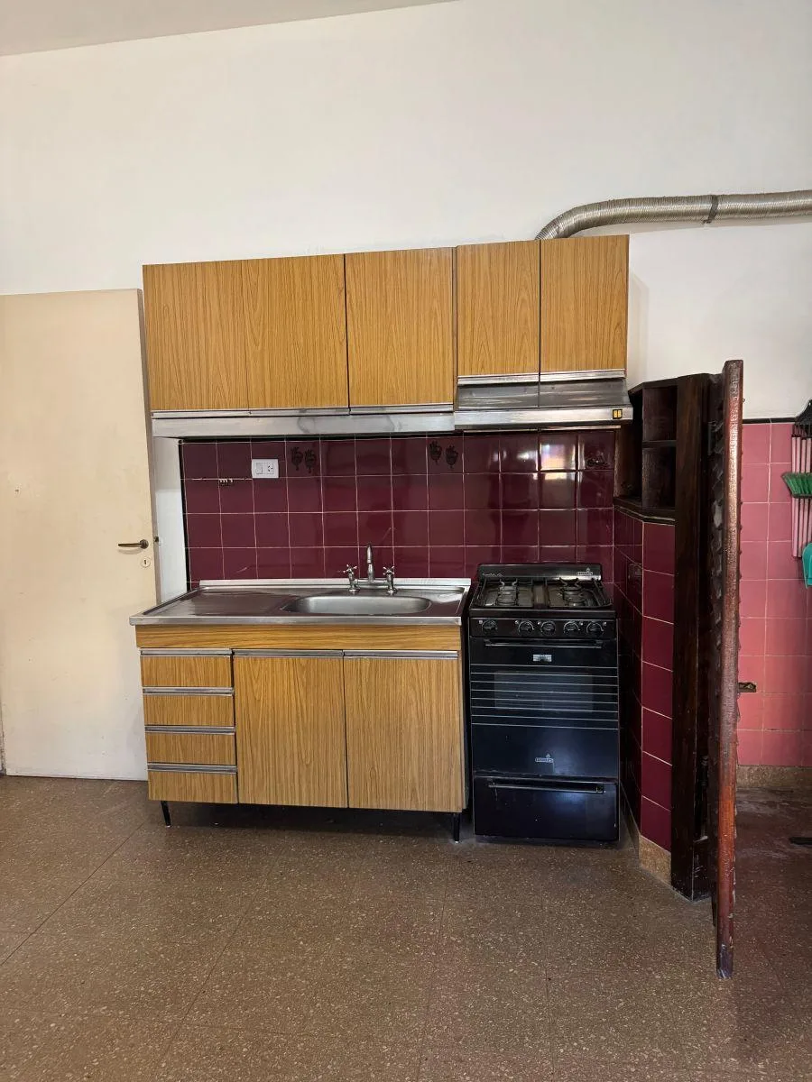 Квартира с 1 спальней в Caseros