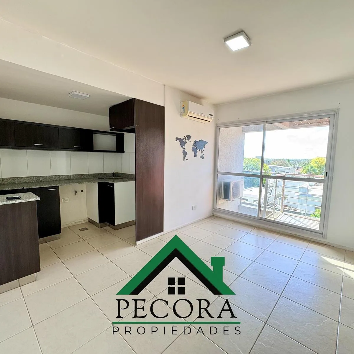 Departamento de 2 ambientes con balcón en Centro de Belén de Escobar