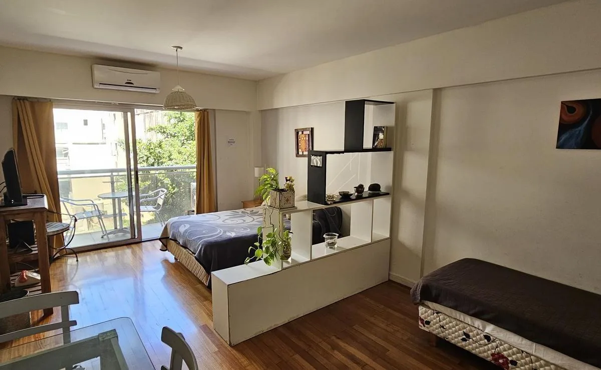 Квартира-студия с балконом в San Nicolás