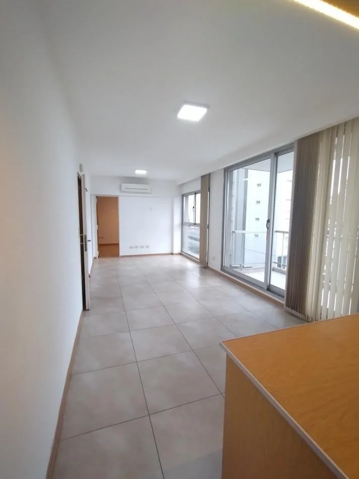Departamento de 2 ambientes con balcón en Lomas de Zamora