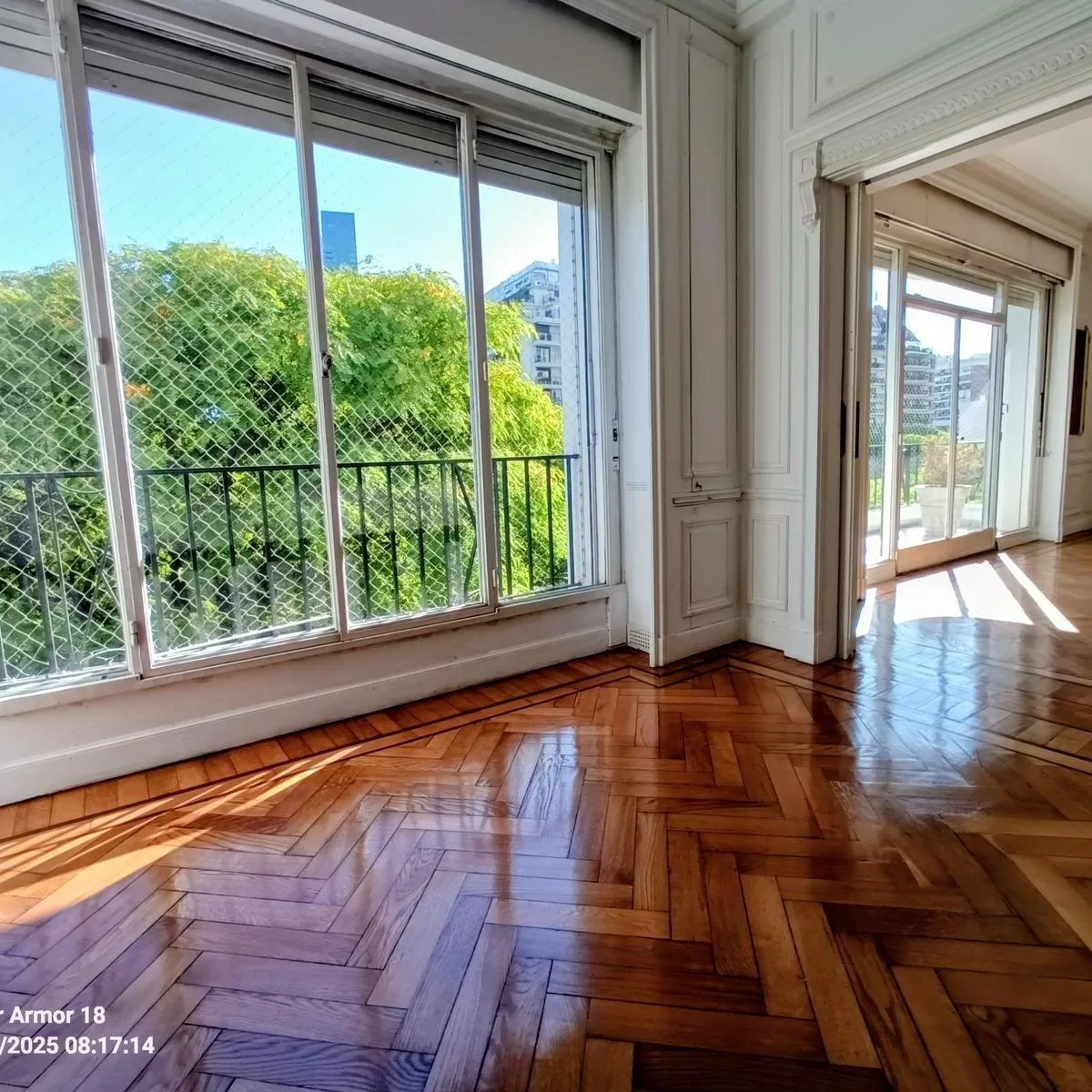 Apartamento de 4 dormitórios com vaga de garagem em Palermo