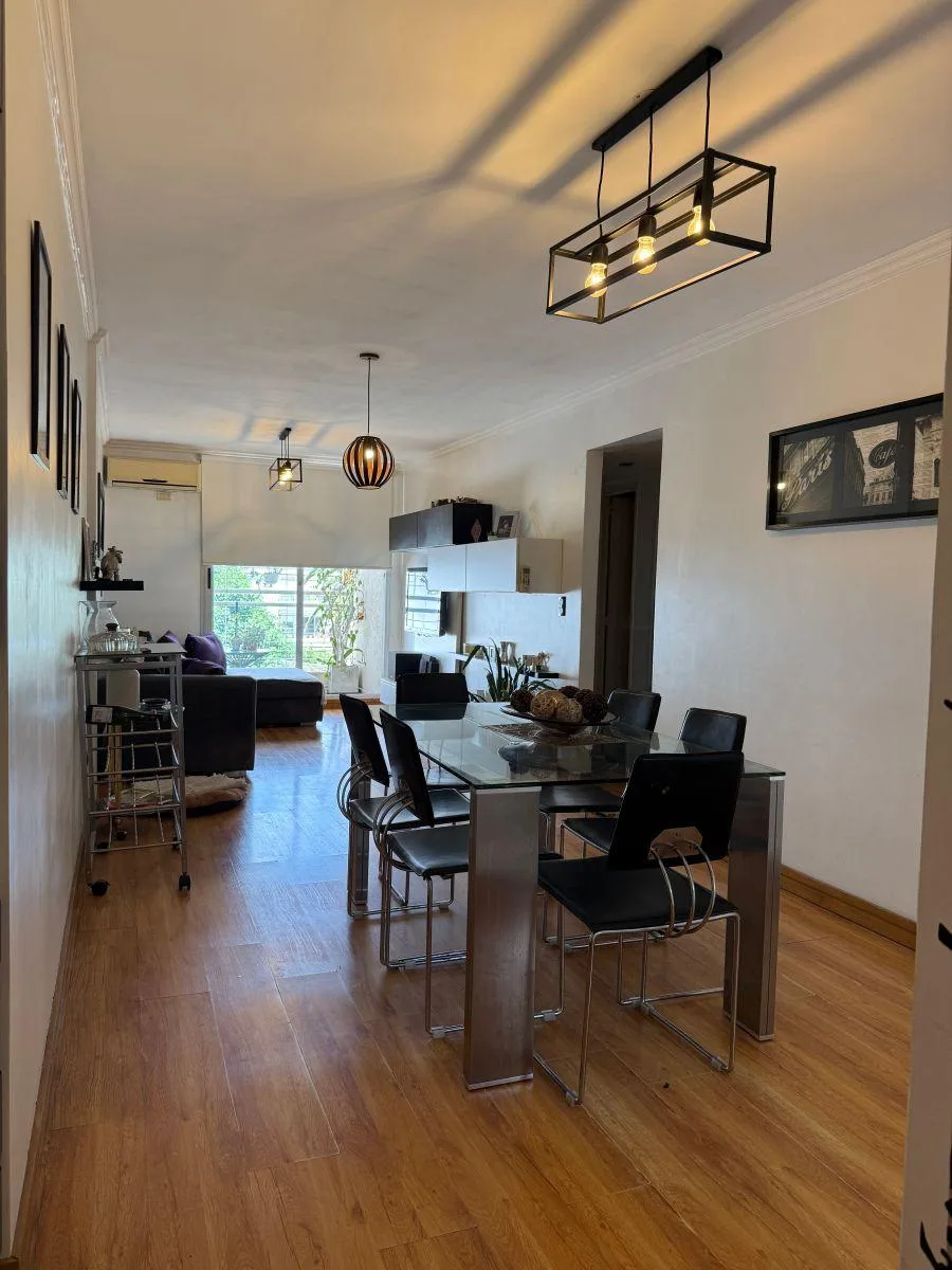Departamento de 3 ambientes con cochera en Lomas de Zamora